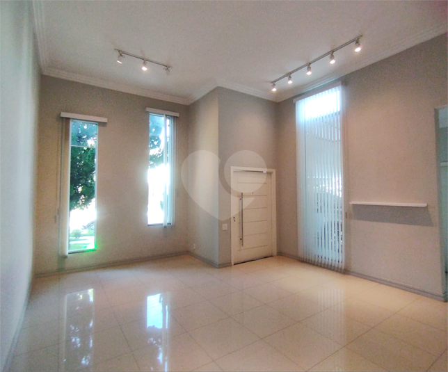 Foto REO1095275