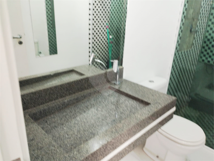 Foto REO1095275