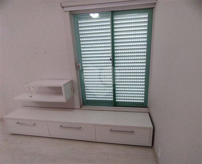 Foto REO1095275