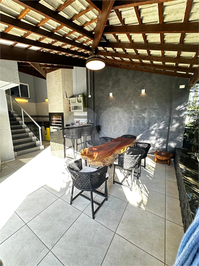 Foto REO1095295
