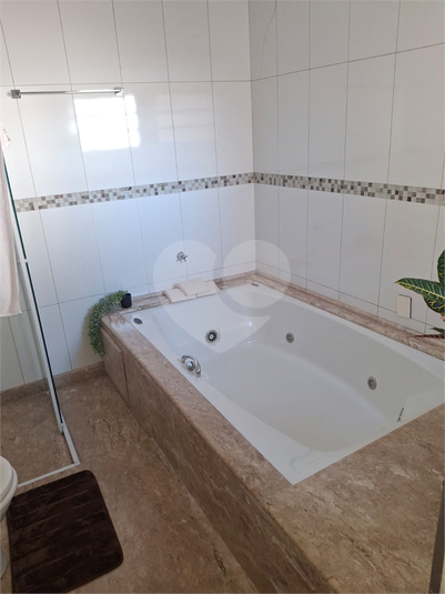 Foto REO1095315
