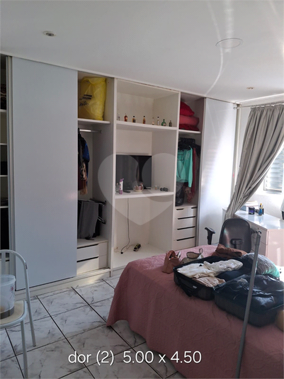 Foto REO1095315