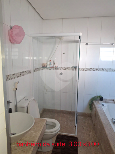 Foto REO1095315