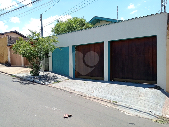 Foto REO1095339