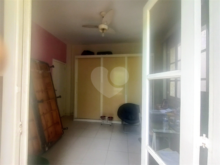 Foto REO1095341