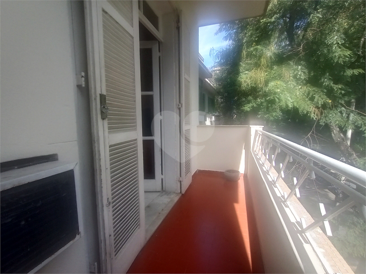 Foto REO1095341