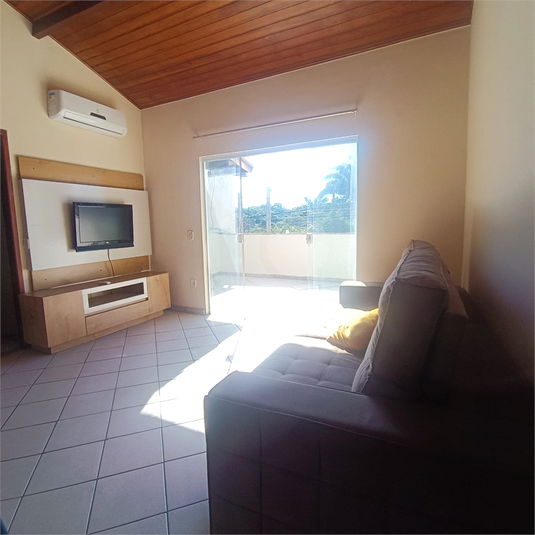 Foto REO1095366