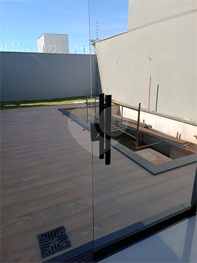Foto REO1095368