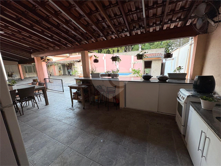 Foto REO1095370