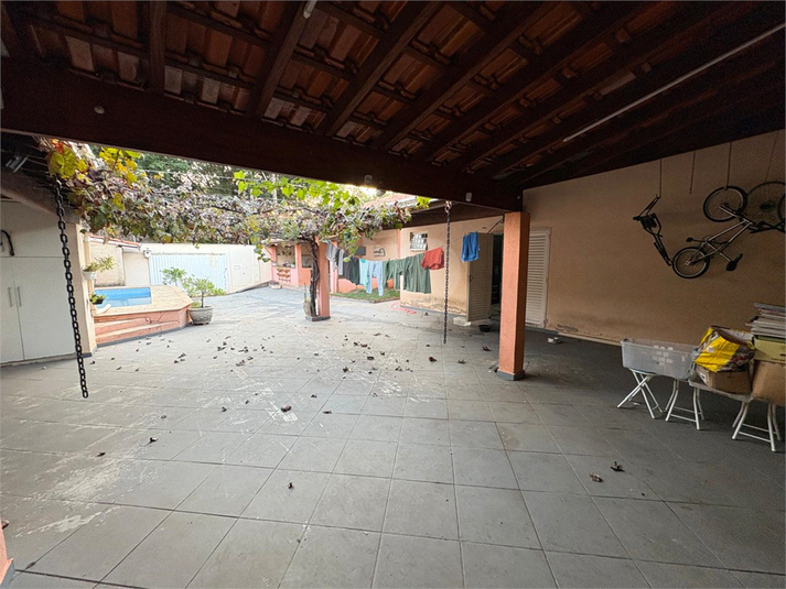 Foto REO1095370