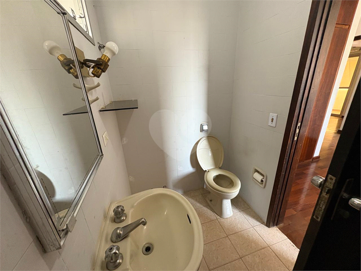 Foto REO1095379