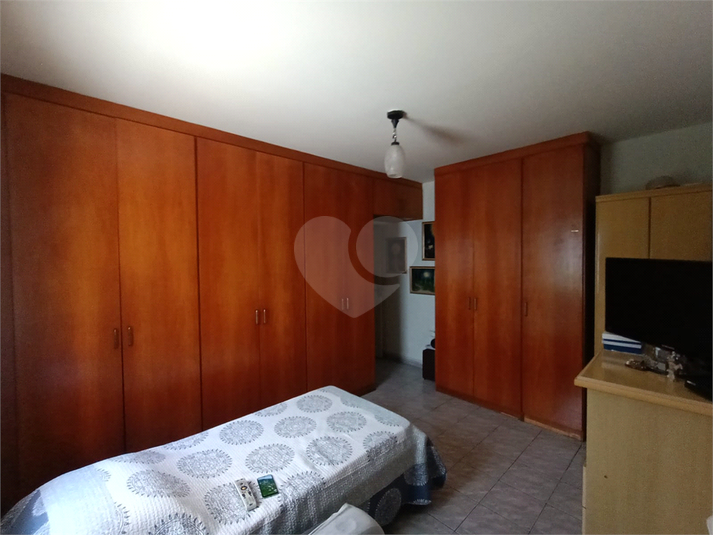 Foto REO1095401