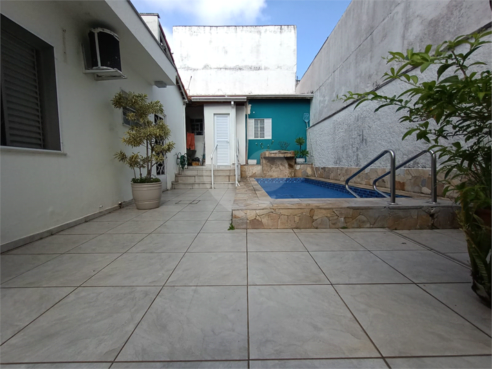 Foto REO1095401