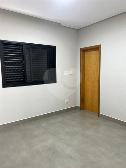 Foto REO1095420