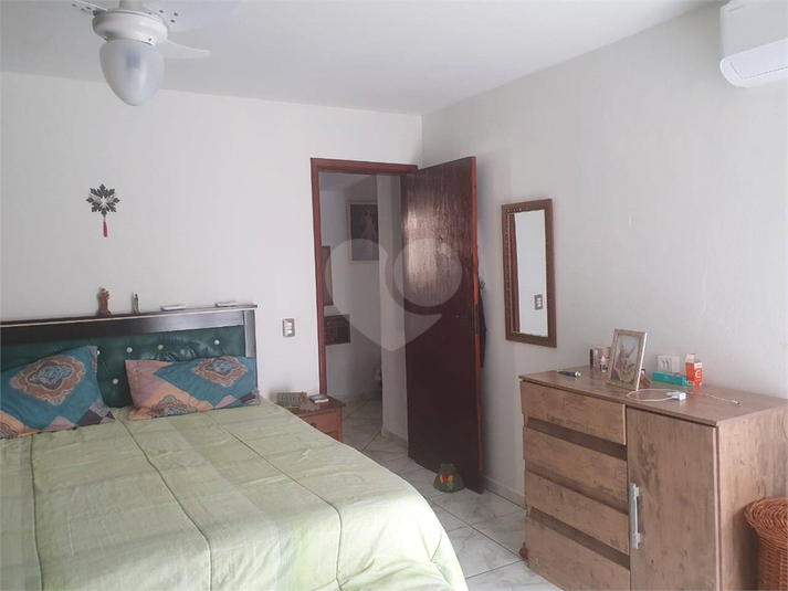 Foto REO1095421