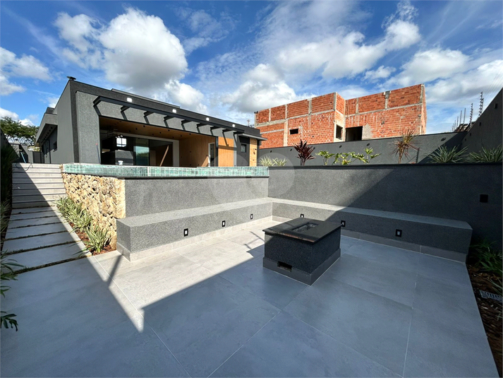 Foto REO1095441