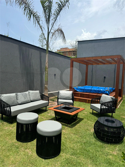 Foto REO1095452