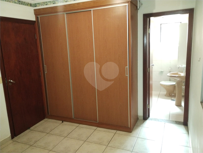 Foto REO1095454