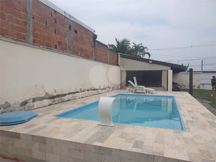 Foto REO1095481