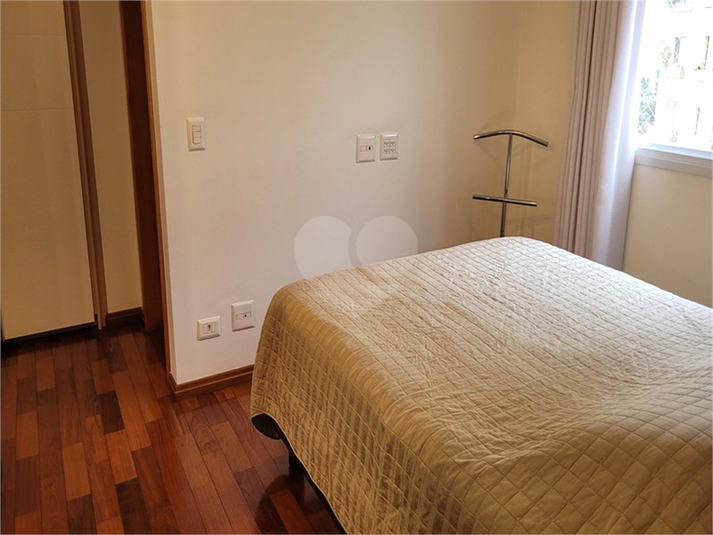 Foto REO1095522