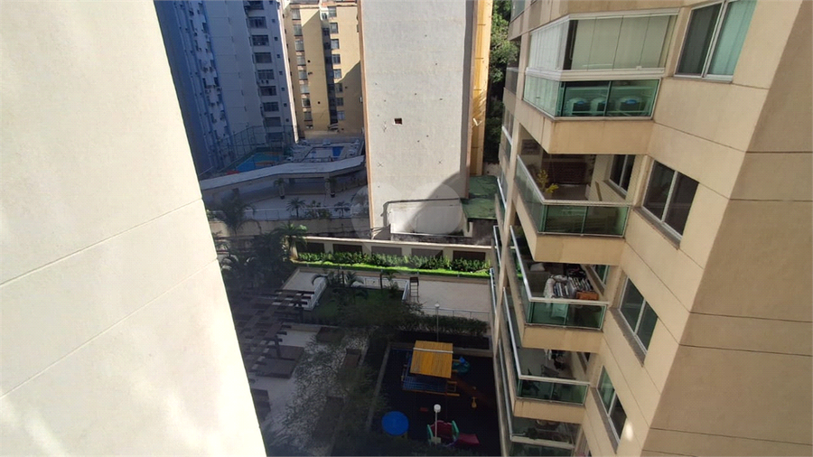 Foto REO1095551