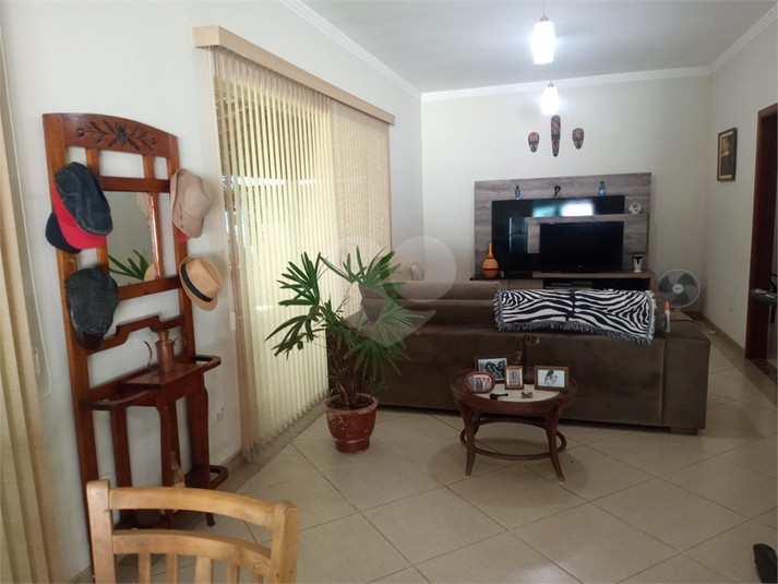 Foto REO1095552
