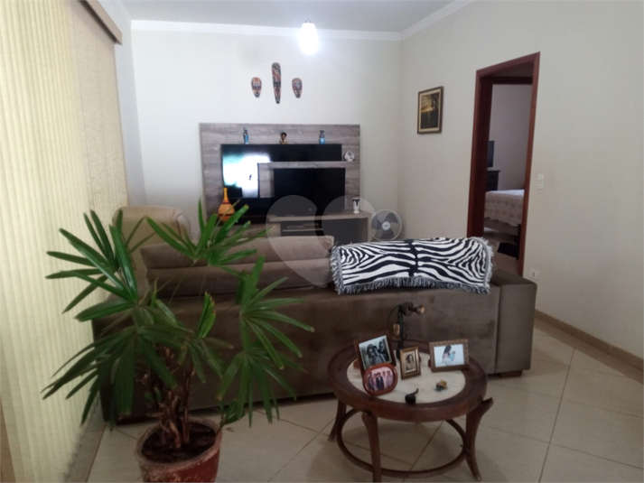 Foto REO1095552