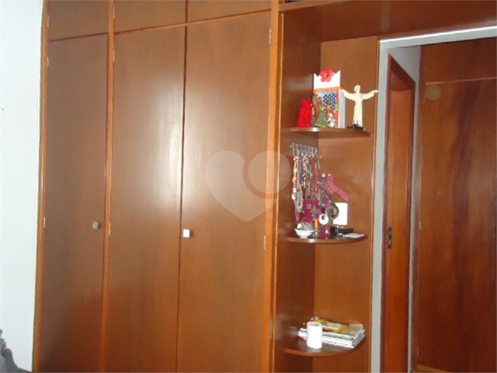 Foto REO1095577