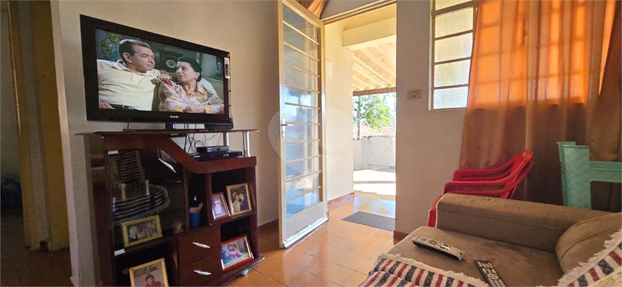 Foto REO1095597