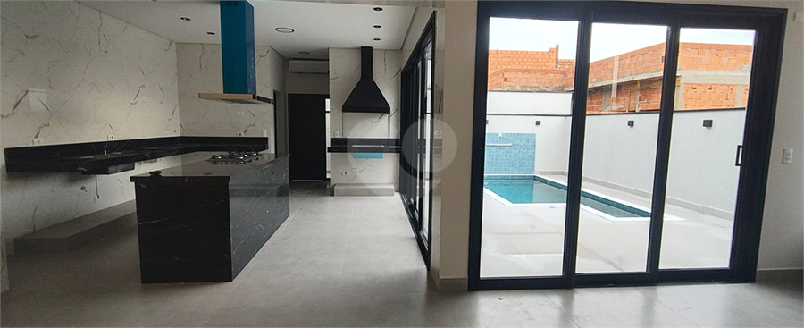 Foto REO1095631