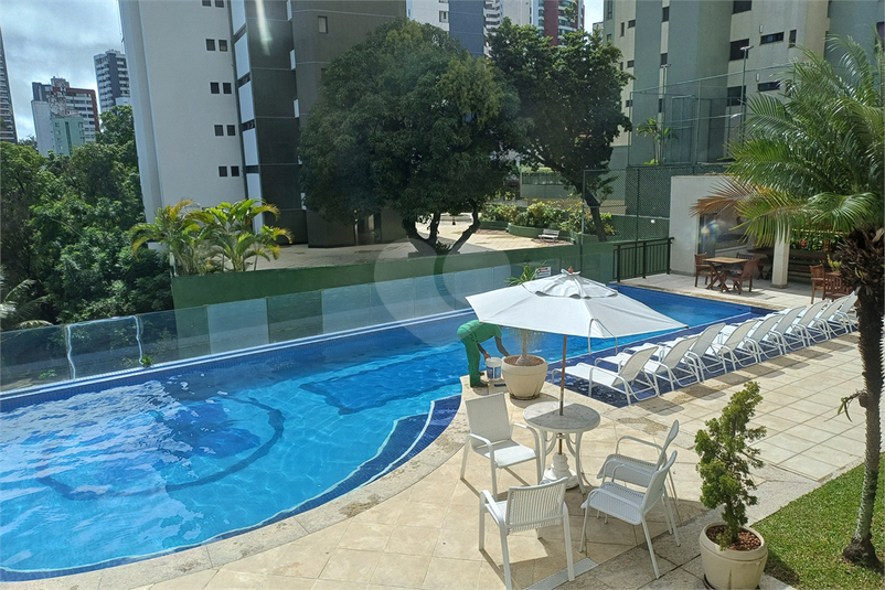 Foto REO1095715