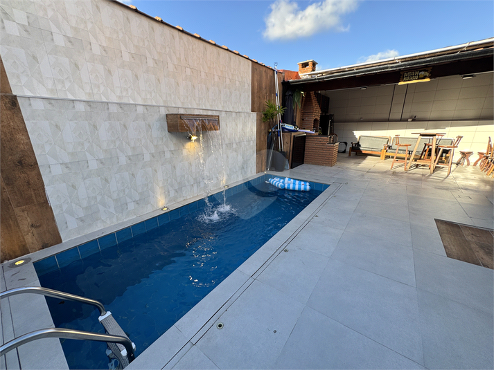 Foto REO1095730