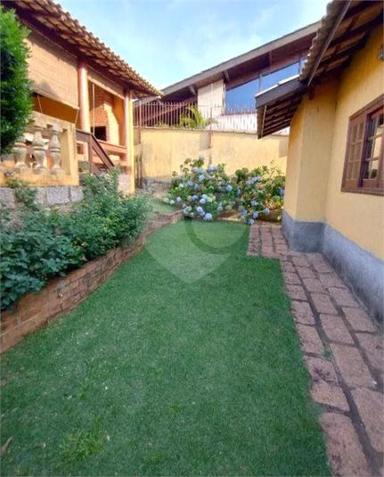 Foto REO1095777