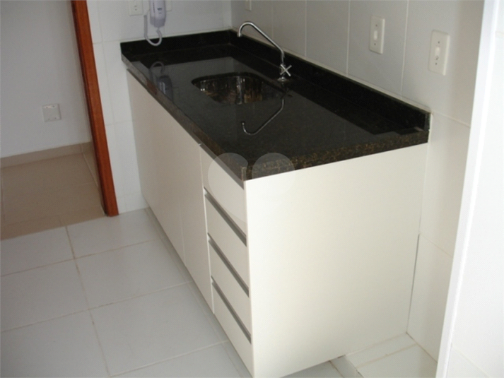Foto REO1095797