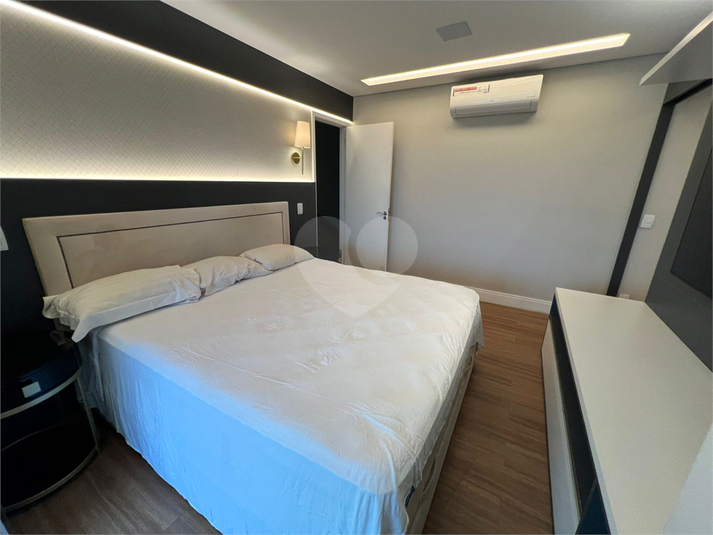 Foto REO1095811