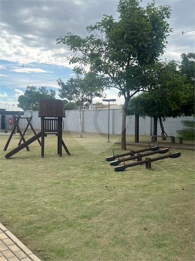Foto REO1095814