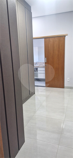 Foto REO1095814