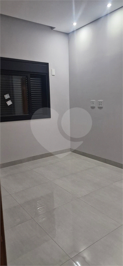 Foto REO1095814