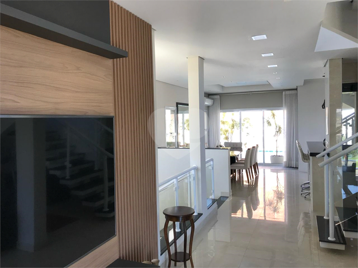 Foto REO1095839