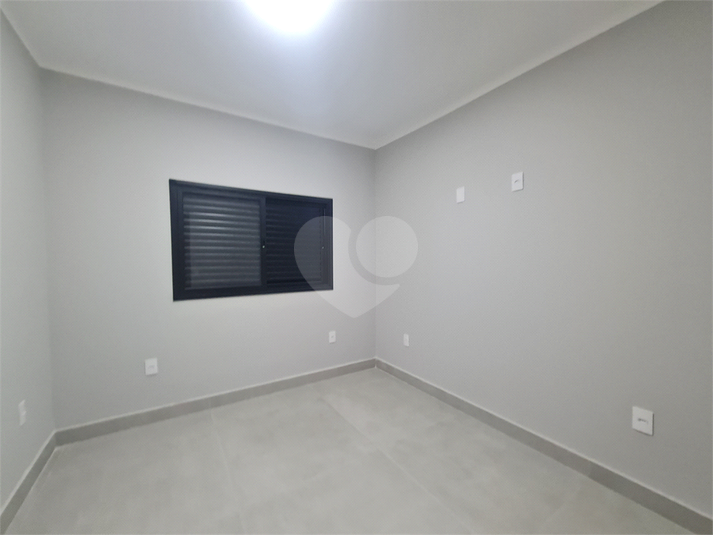 Foto REO1095840