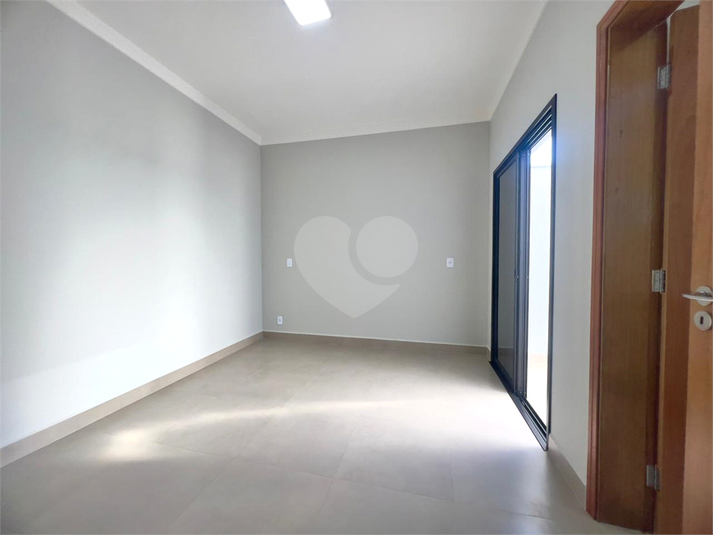 Foto REO1095841