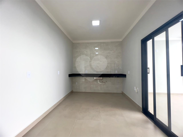 Foto REO1095841