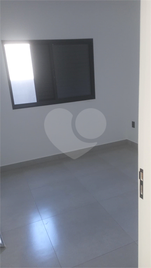 Foto REO1095842