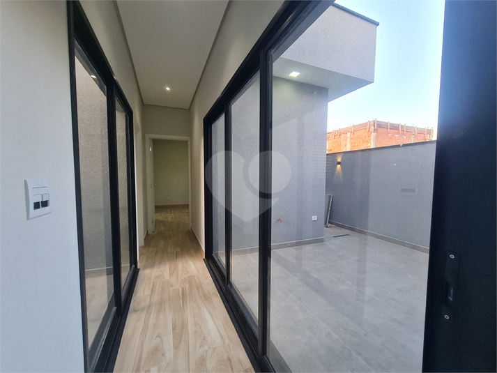 Foto REO1095859