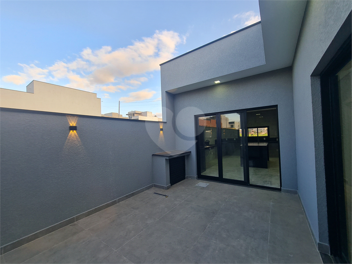 Foto REO1095859