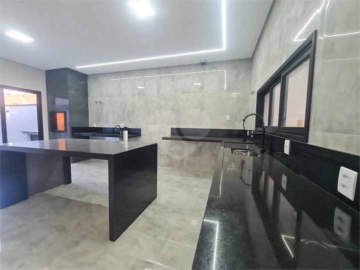 Foto REO1095859