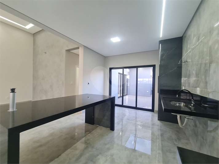 Foto REO1095859