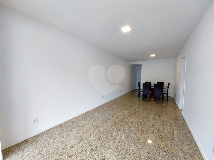 Foto REO1095865