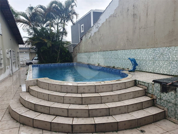Foto REO1095904