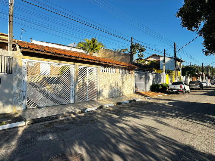 Foto REO1095919